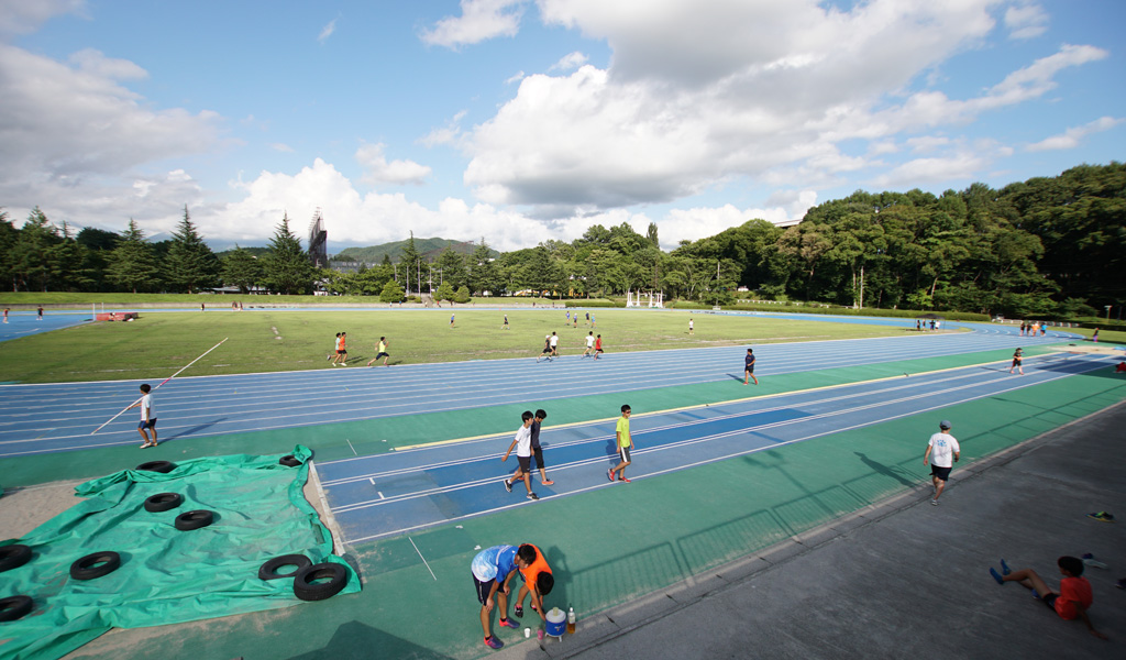 ホテルわかみず 茅野市運動公園 陸上競技場